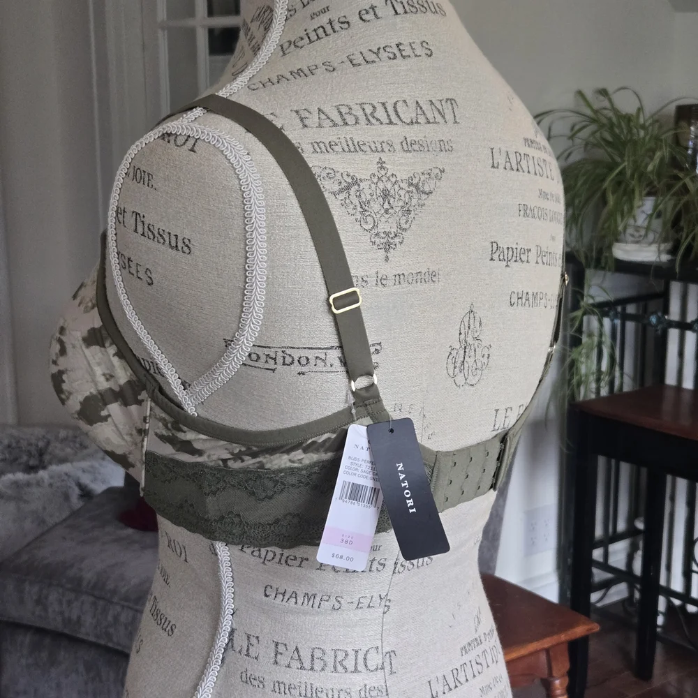 Natori Camouflage Bra - Green and Cream - Picture 5 of 7